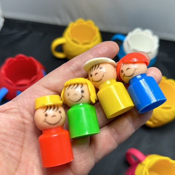 Lot of McDonald's 7 mugs & 4 vintage Little People - Picture 12 of 12